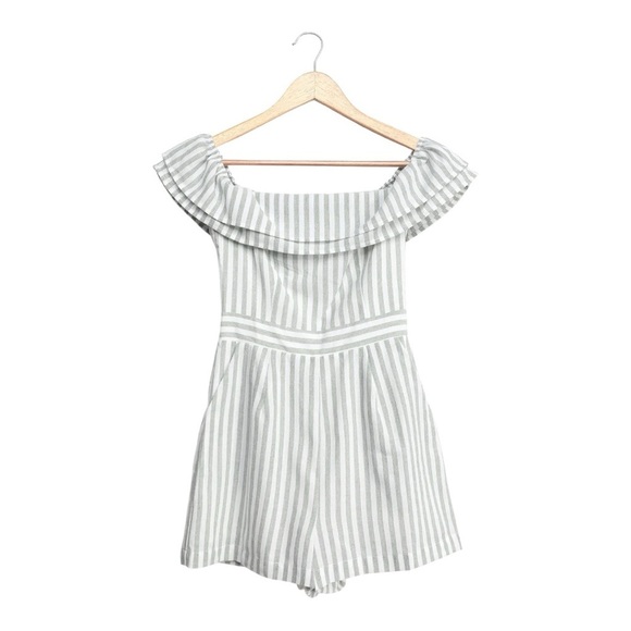 Lulu's White and Green Off-Shoulder Jumpsuit - Picture 4 of 14